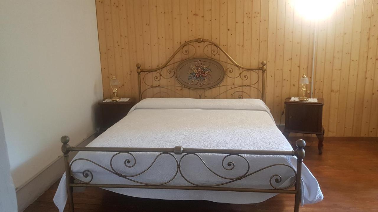 B&B Il Gatto Nero 카스텔베카나 외부 사진