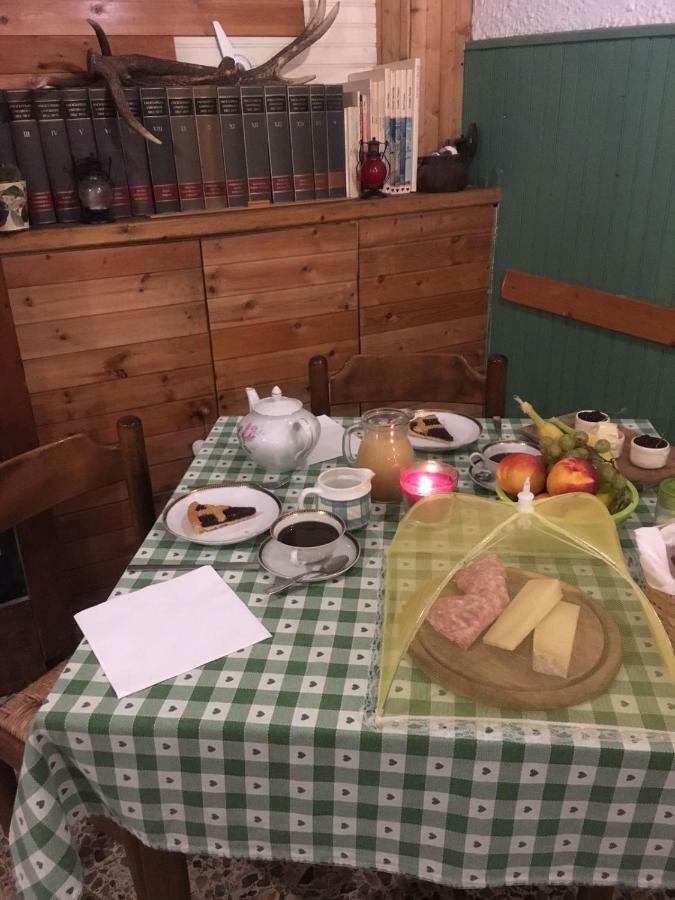 B&B Il Gatto Nero 카스텔베카나 외부 사진