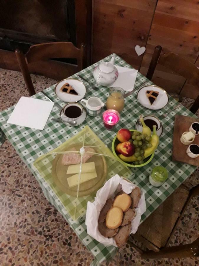 B&B Il Gatto Nero 카스텔베카나 외부 사진